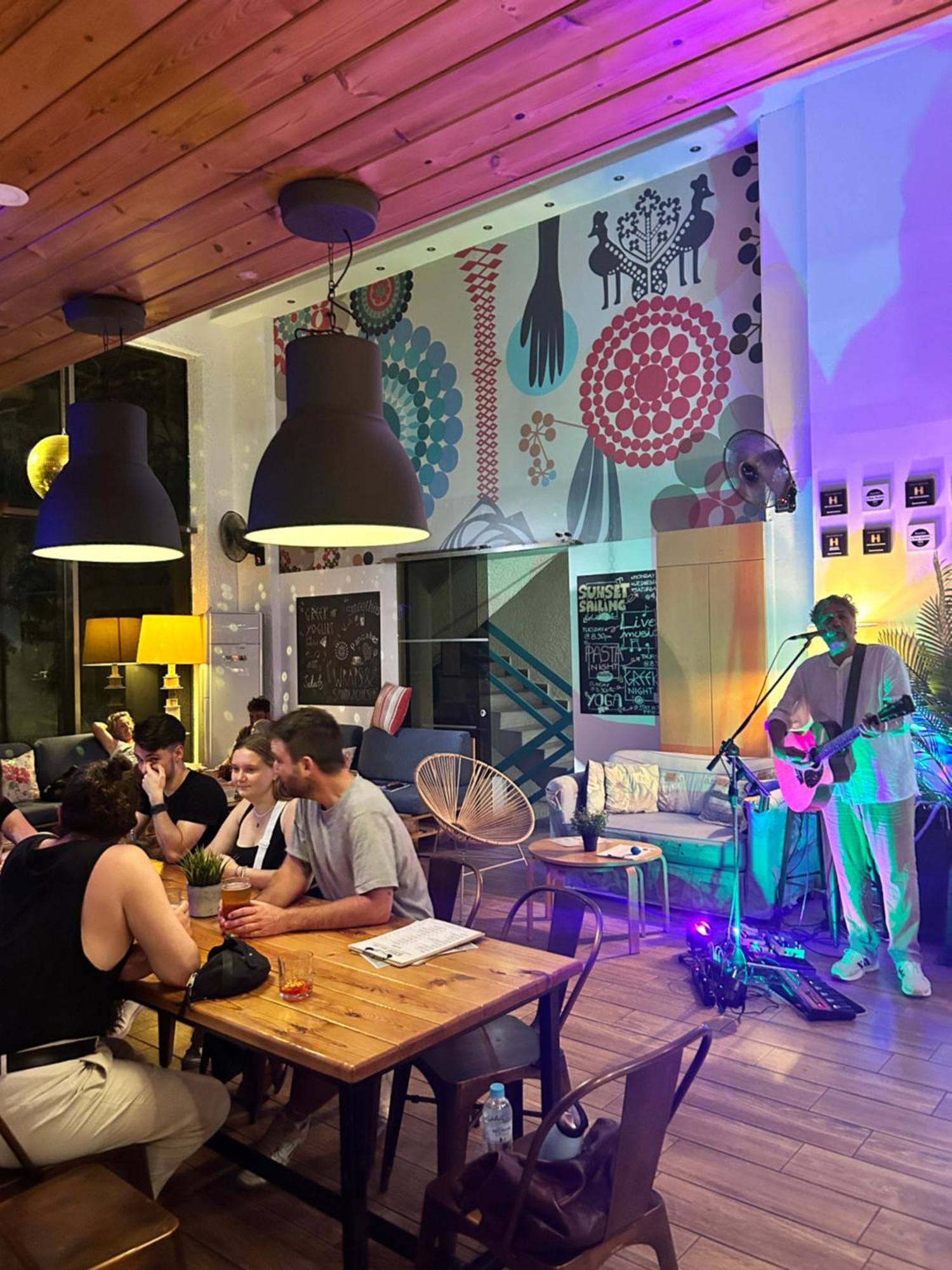 Stay Rhodes Hostel & Bar Rhodes City Exterior foto
